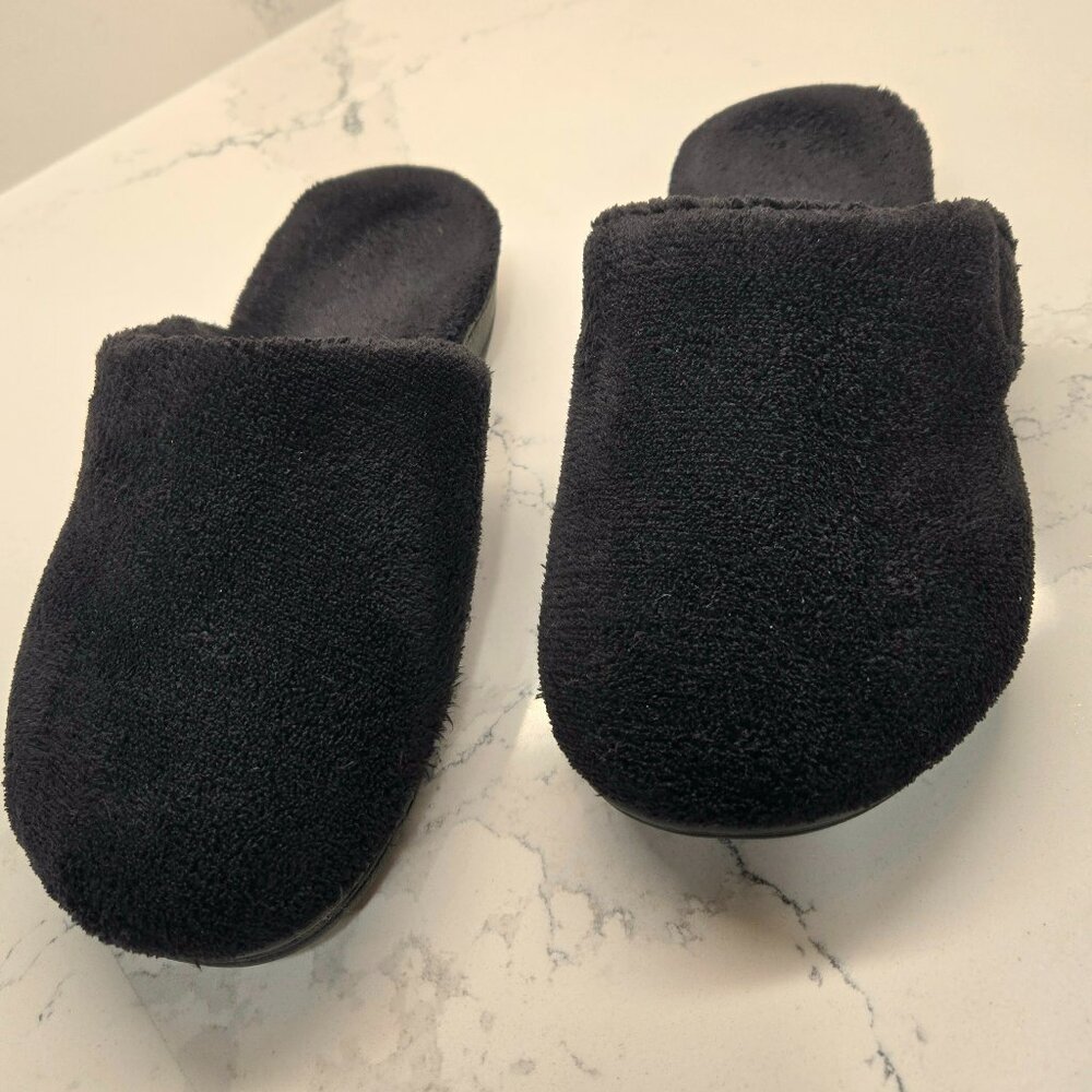 Vionic Gemma Slipper with Orthoheel technology for arch support SZ 8M
